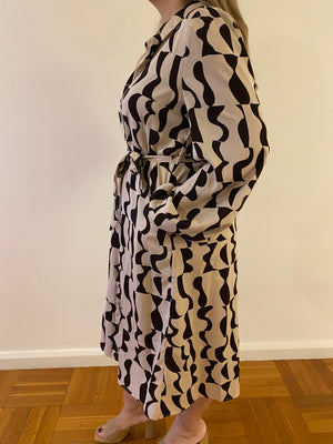 Belted Shirt Dress with collar-Brown