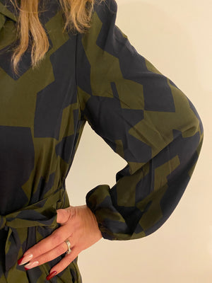 Shirt Dress with belt-Navy and green