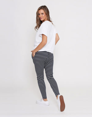 Leoni-Jordan Jogger Navy Stripe