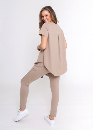 Leoni-NYC Print Tee Mocha