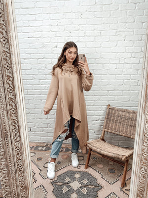 Beige hoodie-Bagira-Sims Hoodie