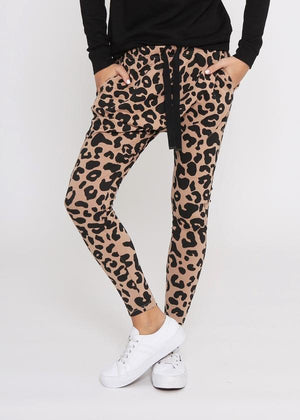 Leoni-Jordan Jogger - Tan Leopard