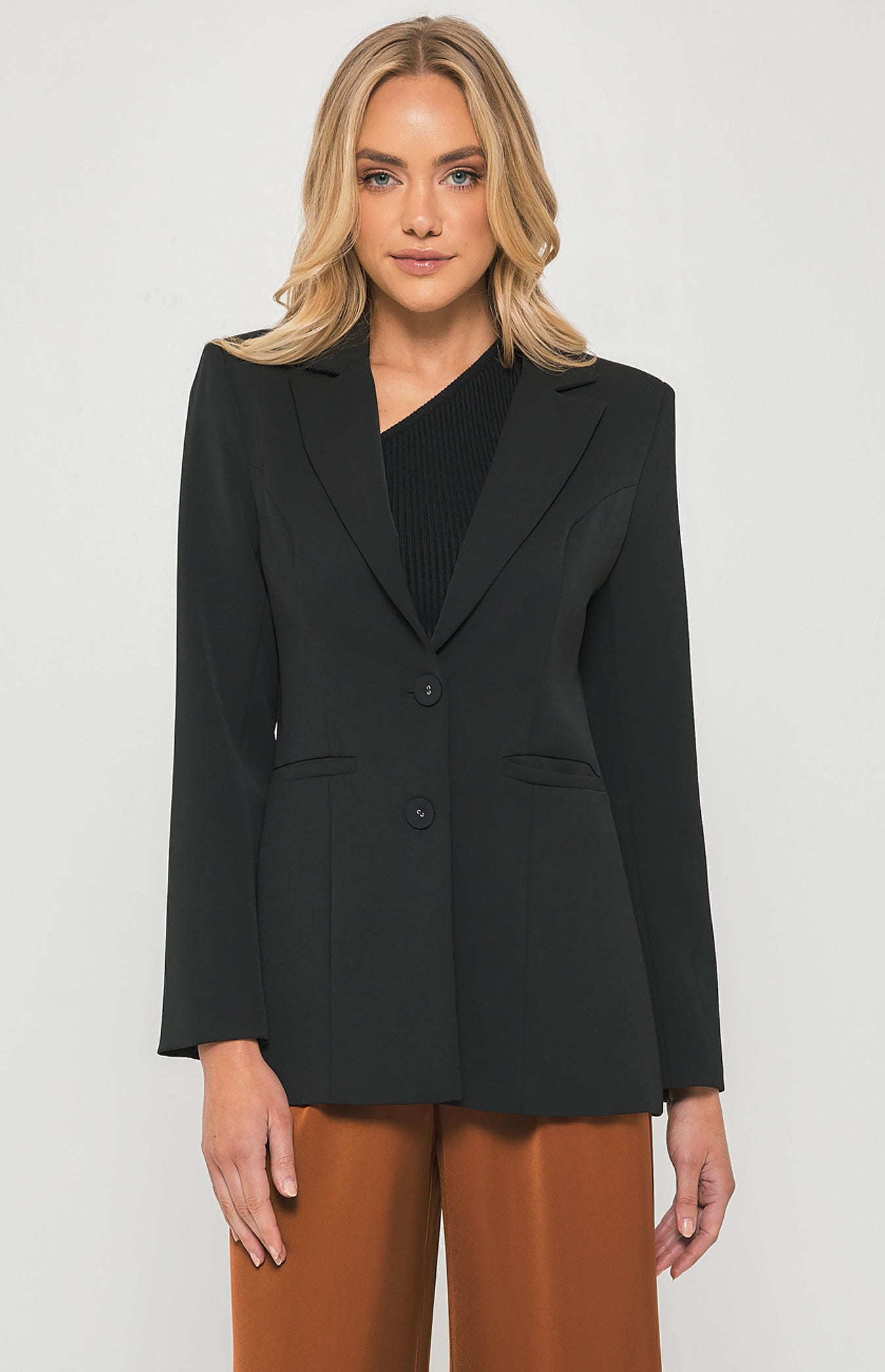 Ladies black-Fitted Blazer with front pockets-winnie and co 